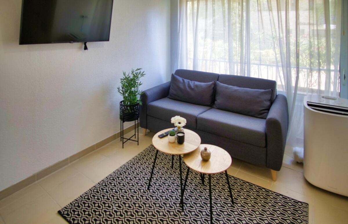 Appartement Charming In A Modern *